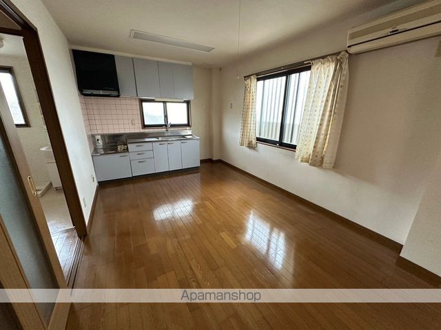 松木賃貸住宅の内装写真