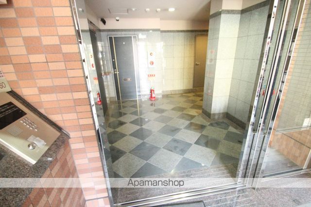 セルヴォワ小松の玄関写真