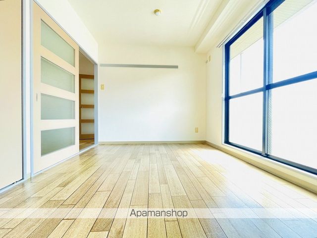 アドバンス樋口の内装写真