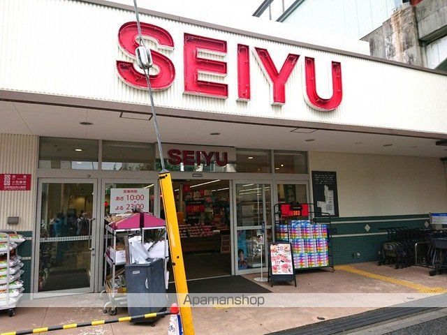 グラントゥルース桜台駅前の周辺写真