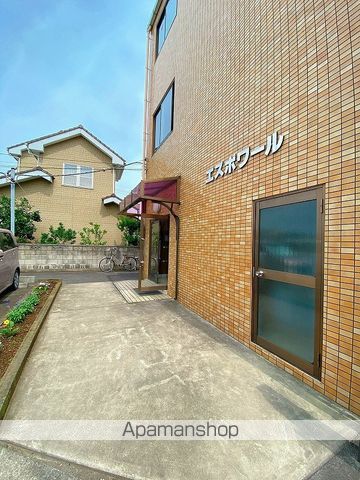 apartment 埼玉県八潮市緑町２丁目27-10
地図を見る
