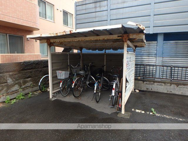 ドミ17公園通りの外観写真