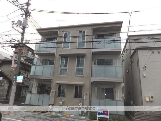 シロッコ西口の外観写真