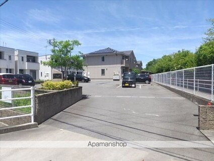 和歌山県和歌山市田尻[2DK/52.99m2]のエントランス1