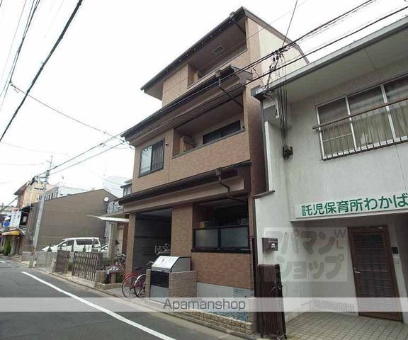 阪急電鉄京都線 大宮駅 徒歩8分 3階建 築19年の外観写真
