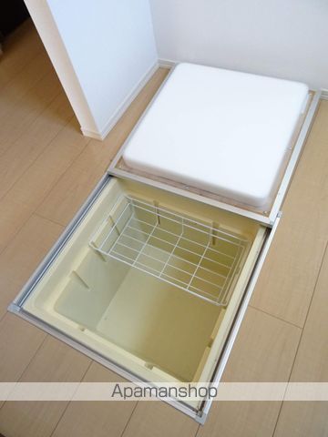 フォレスト・Mの内装写真