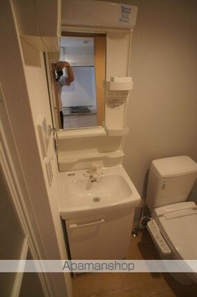 Ｃａｖａｌｌｏ駒場[1R/25m2]の洗面所