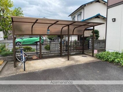 ドムスヒルズ　Ｄ館[2LDK/54.81m2]の共用部1