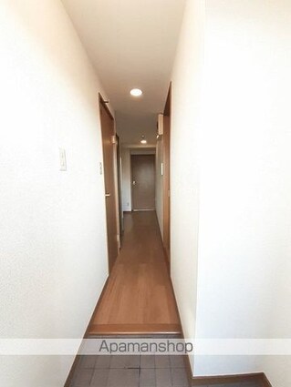 マルベル宇多津[1K/27.77m2]の玄関