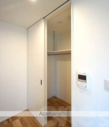 ＣＯＺＹ名城公園[1R/26.84m2]の収納