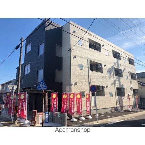 クレール・シャンブルIIの外観写真