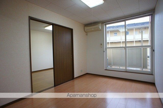 ラポール弐番館の内装写真
