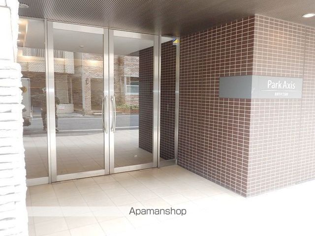 パークアクシス板橋本町弐番館の玄関写真
