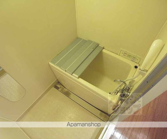 シャトー深草ファーストの内装写真