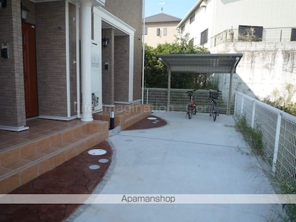 アヴニール[1LDK/42.8m2]のエントランス