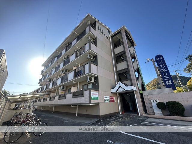 サンパレスの外観写真