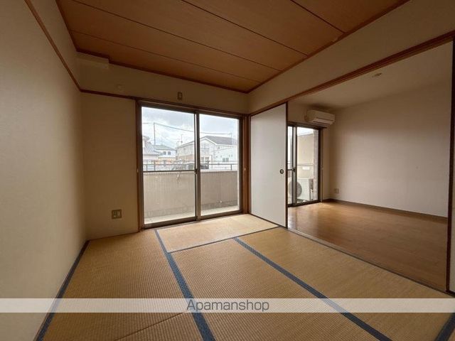 アクティブ円座の内装写真