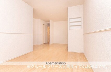 ローレル　Ｂ[1LDK/43.61m2]のリビング・居間