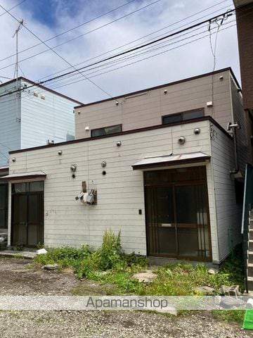 函館本線 小樽駅 徒歩13分 2階建 築52年の外観写真