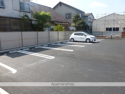 メディカル・馬淵西Ⅰ[2LDK/55.12m2]の駐車場