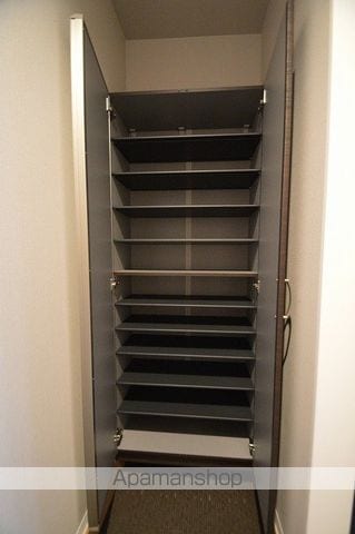GRAND GARAGE NAKASEの内装写真