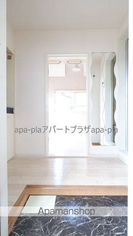 メゾンプランドルの内装写真