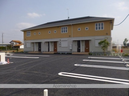 ＣｅｎｔーＬｉｖｉｅ[2LDK/69.5m2]の駐車場