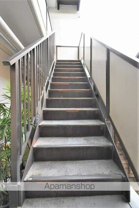 是川マンション[1K/20m2]の共用部2