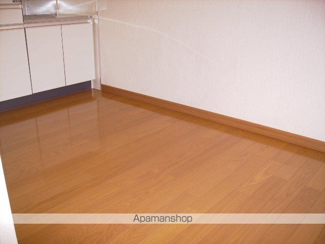サニーサイド ヴィレッジの内装写真