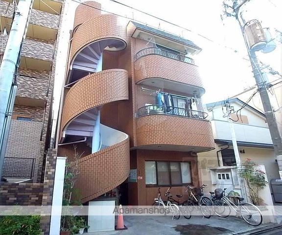 西田マンションの外観写真