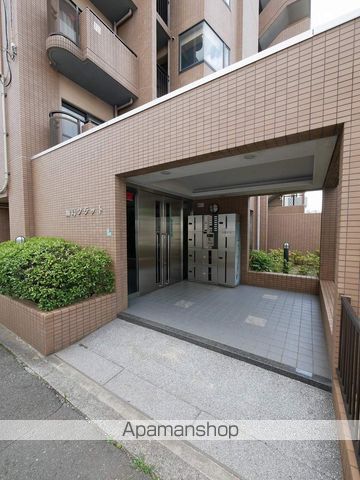 加島フラットの玄関写真