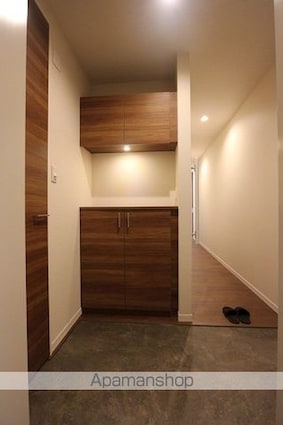 エターナル高松[3LDK/85.26m2]の玄関