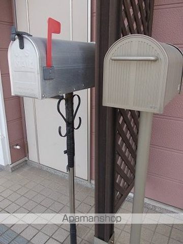 サンライズAの玄関写真