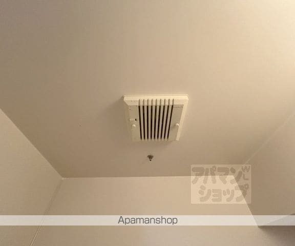 シャンポール御所南の内装写真
