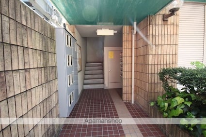 広島県広島市中区吉島西１丁目[2DK/39.69m2]のエントランス2
