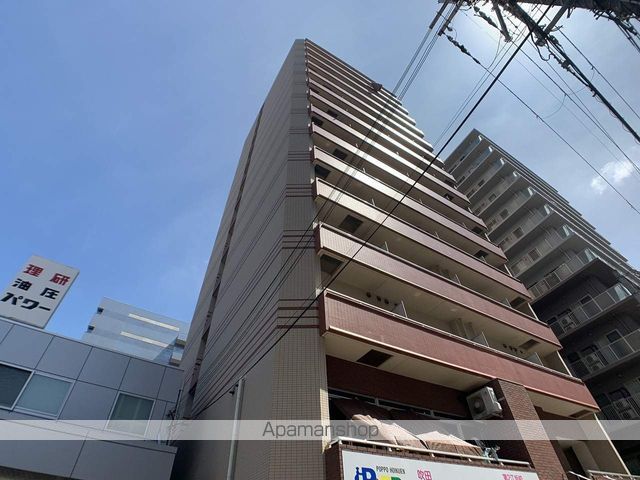 ドゥーエ江坂IIIの外観写真