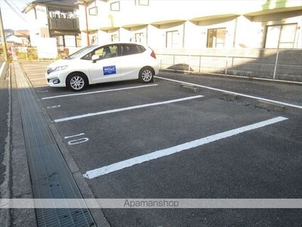 和歌山県和歌山市松島[2LDK/52.17m2]の駐車場