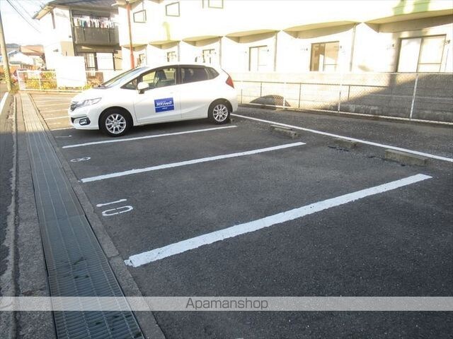 和歌山県和歌山市松島[2LDK/52.17m2]の駐車場