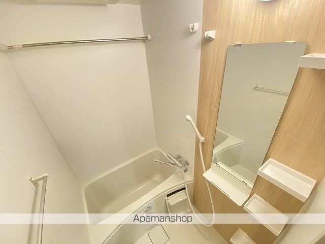 セレニテ江坂グランデの内装写真