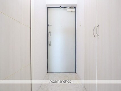 Ｓ－ＦＯＲＴ桜山[1K/30.6m2]の玄関