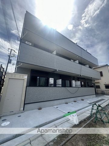 ESCALA四條畷の外観写真