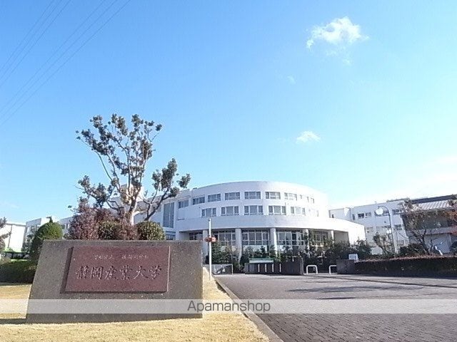 磐田市 2階建 築44年の周辺写真