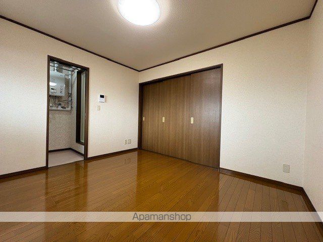ZEUSの内装写真