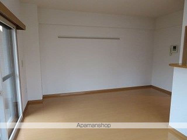 アーバン肴町の内装写真