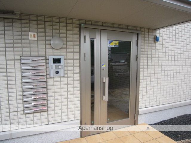 ディアコートの玄関写真