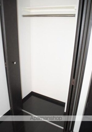 ル・リオン新宿落合[1K/22.41m2]の収納