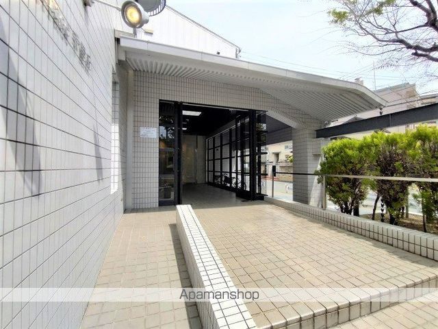 ヒルサイドテラス千里丘の玄関写真