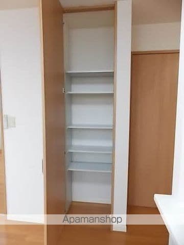 グランパルク本城 A棟の内装写真