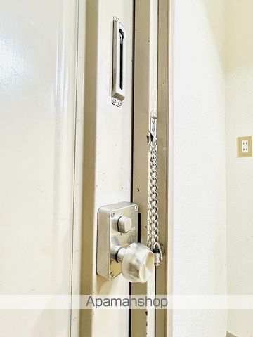 シャトル中宮の内装写真