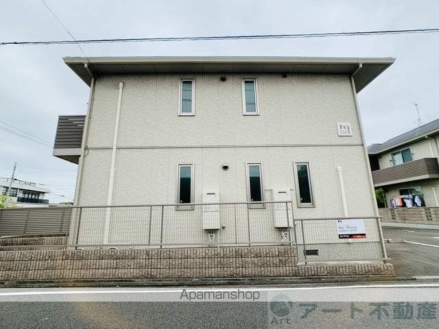 シャーメゾン南吉田 B棟の外観写真
